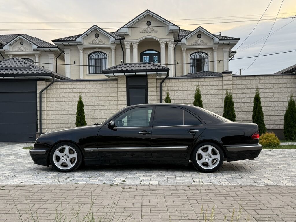 Mercedes-Benz E-Class: 1999 г., 4.3 л, Автомат, Бензин, Седан: фото 2
