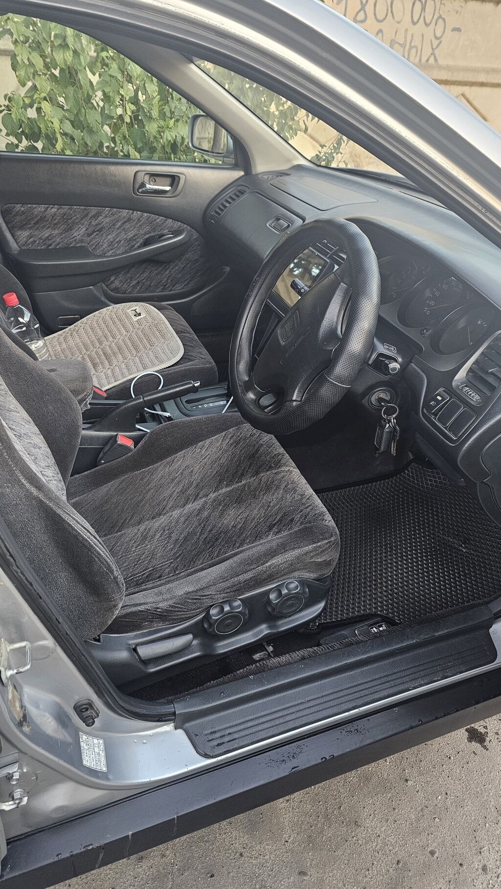 Honda Accord: 2001 г., 1.8 л, Автомат, Бензин, Седан: фото 6