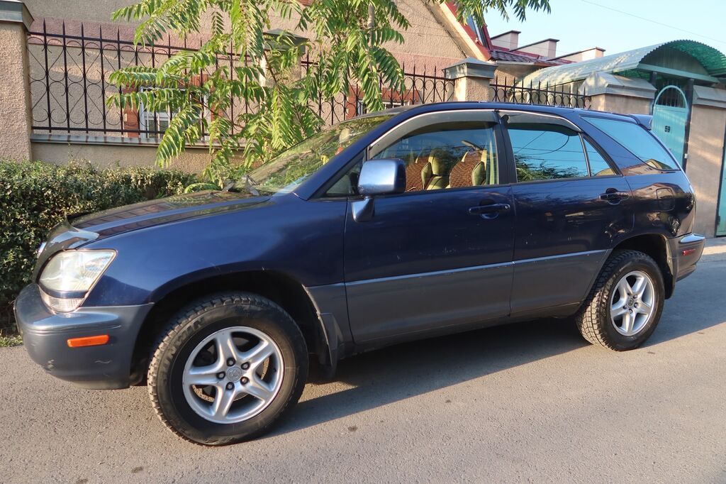 Lexus RX: 2001 г., 3 л, Автомат, Бензин, Кроссовер: фото 3