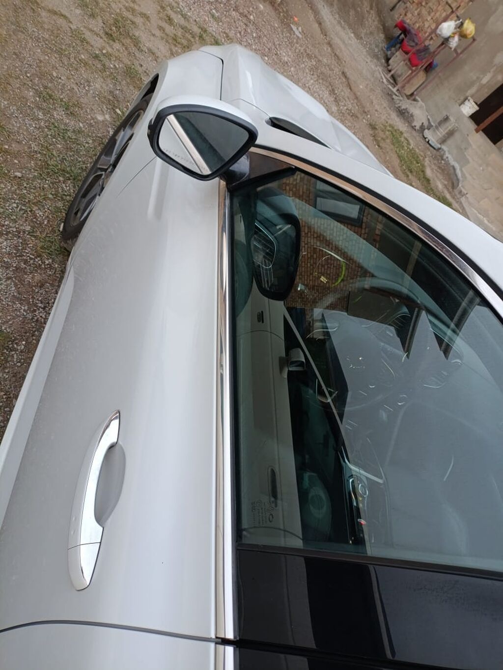 Renault SM6