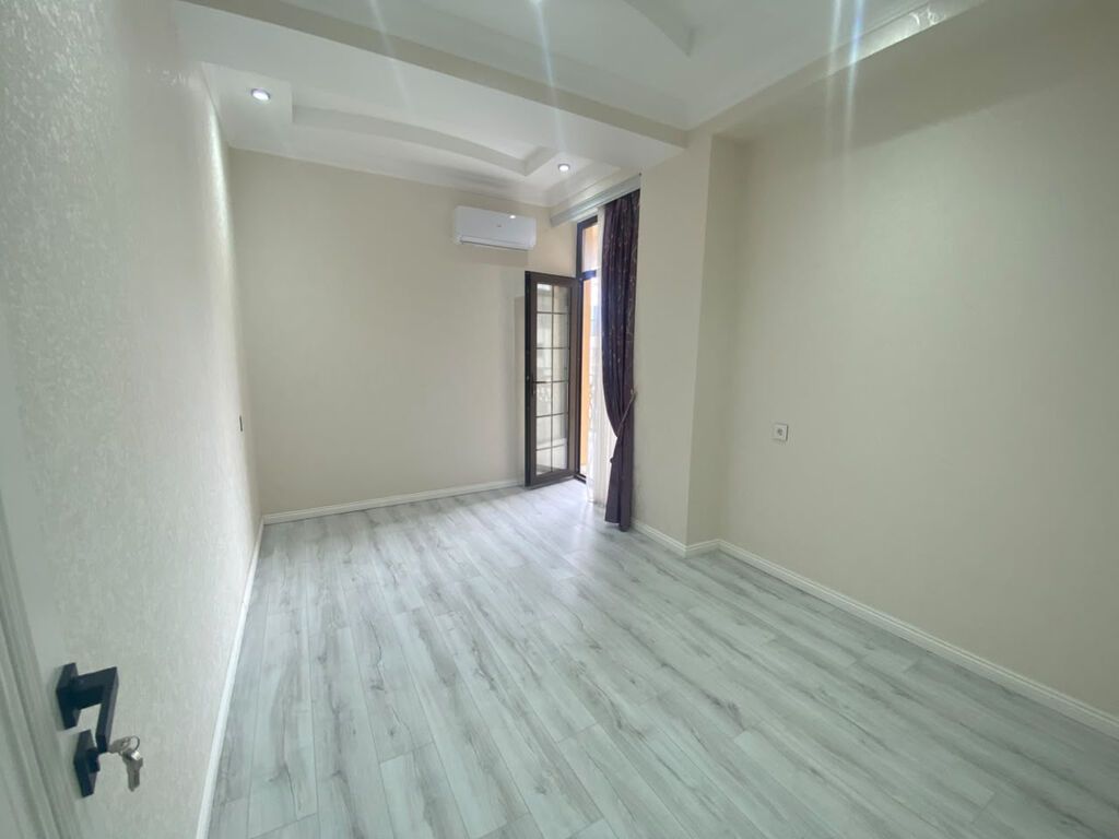 3 otaqlı, Yeni tikili, 92 kv. m