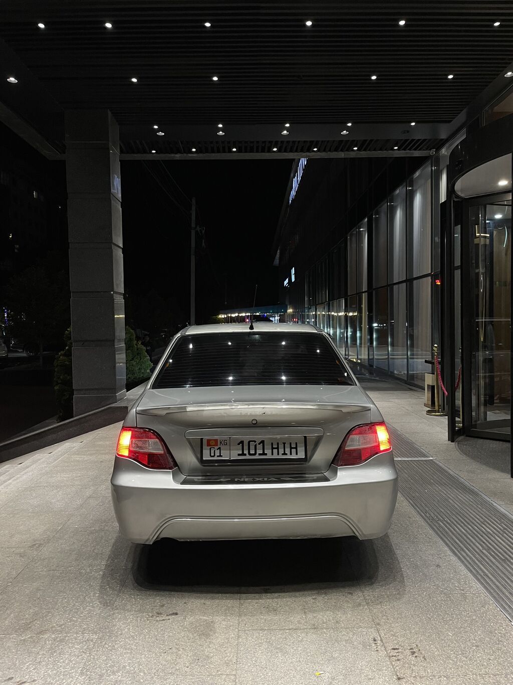 Daewoo Nexia: 2009 г., 1.6 л, Механика, Бензин, Седан: фото 4