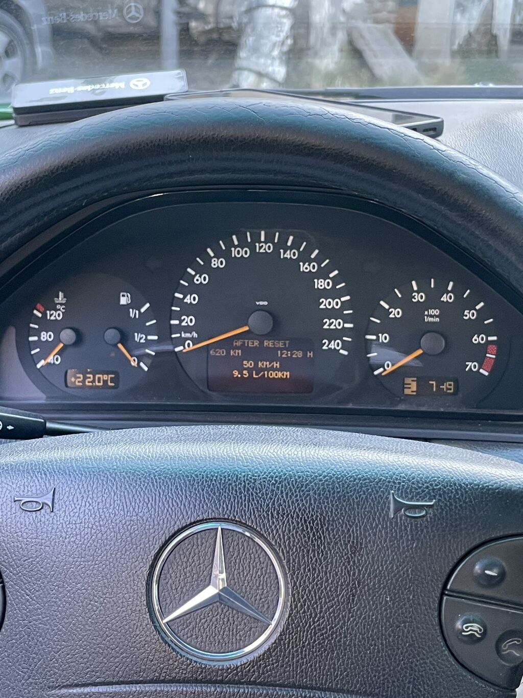 Mercedes-Benz E-Class: 2000 г., 2.4 л, Автомат, Бензин, Седан: фото 3