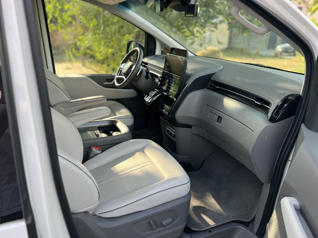 Hyundai Staria: 2021 г., 3.5 л, Газ, Минивэн: фото 8