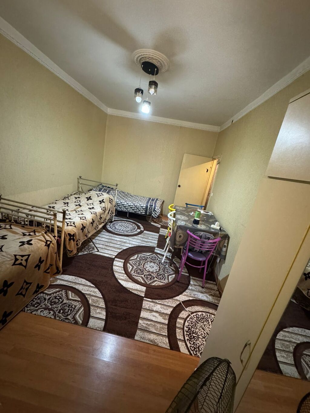 Bakı, 4-cü mikrorayon, 2 otaqlı, Köhnə tikili, m. Nəsimi, 40 kv. m