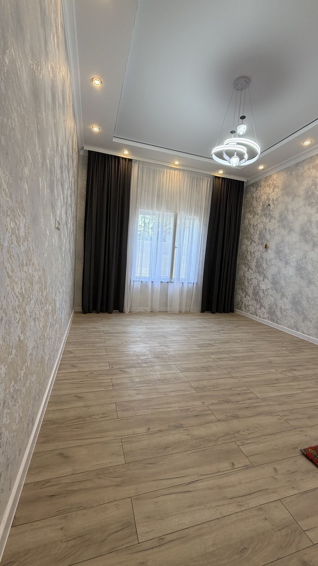 Продается НОВЫЙ дом В Новопокровке Квадратура 140 м2 3 спальни, зал: фото 5