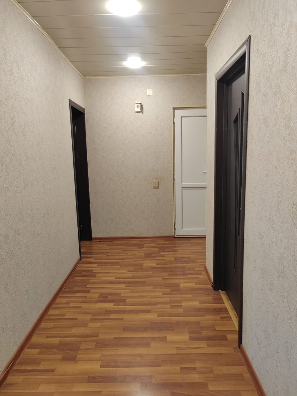 Bakıxanov qəs., 4 otaqlı, Yeni tikili, 90 kv. m