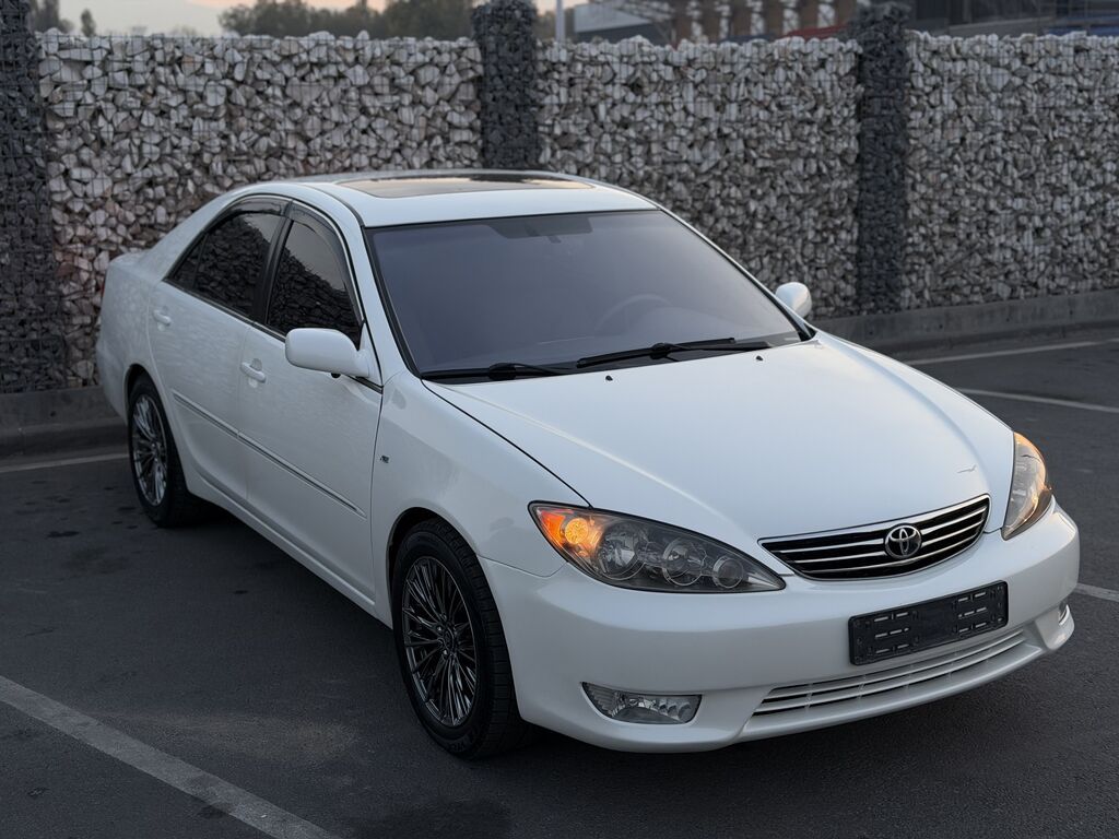 Toyota Camry: 2005 г., 3 л, Автомат, Газ, Седан: фото 3