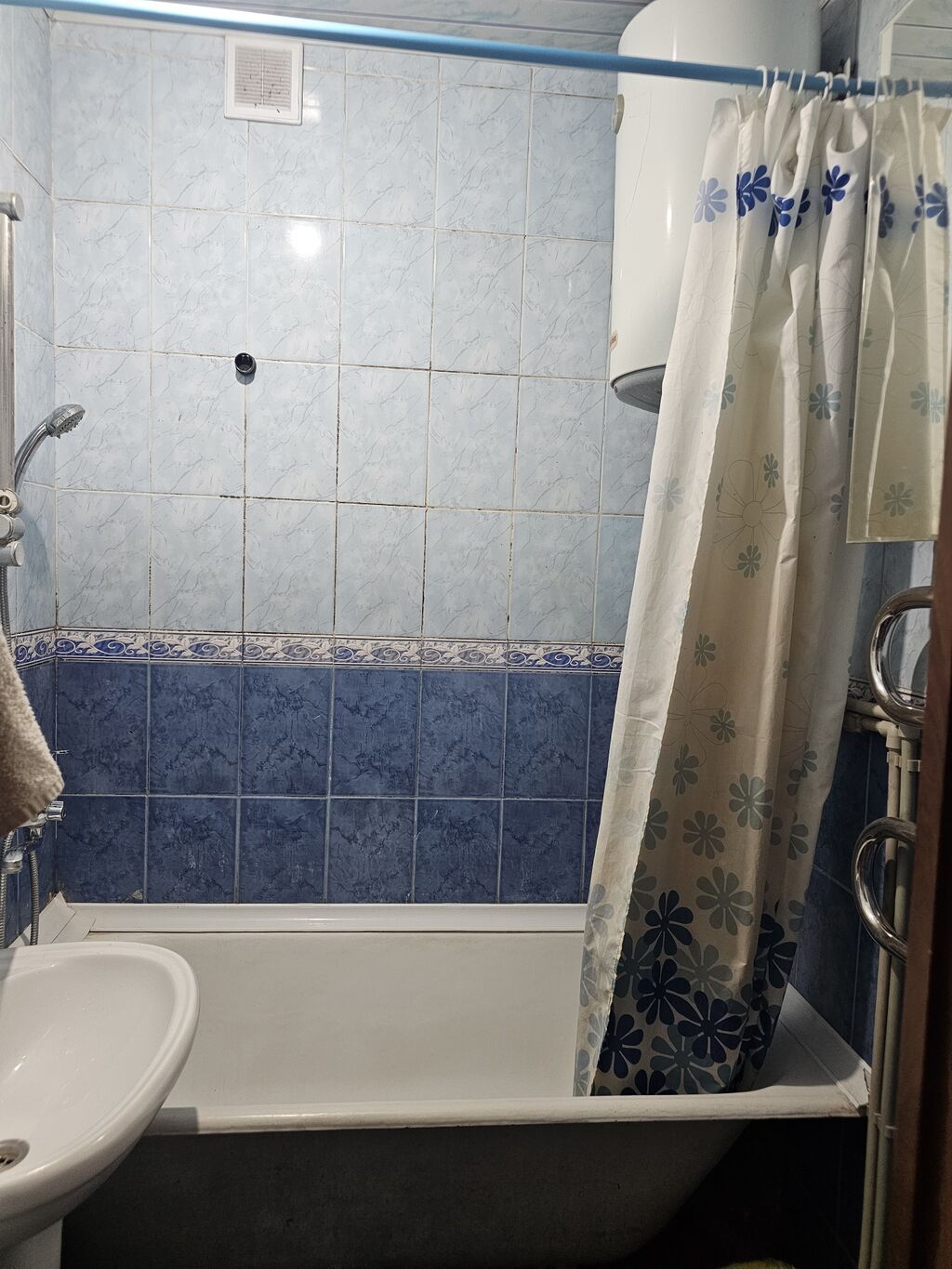 3 комнаты, 69 м², ТЦ Весна Индивидуалка, 4 этаж, Старый ремонт: фото 8