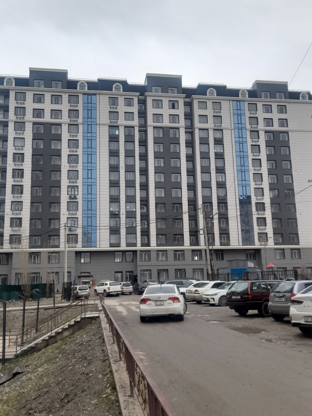 3 комнаты, 112 м², 12 мкр Элитка, 10 этаж, Дизайнерский ремонт: фото 2
