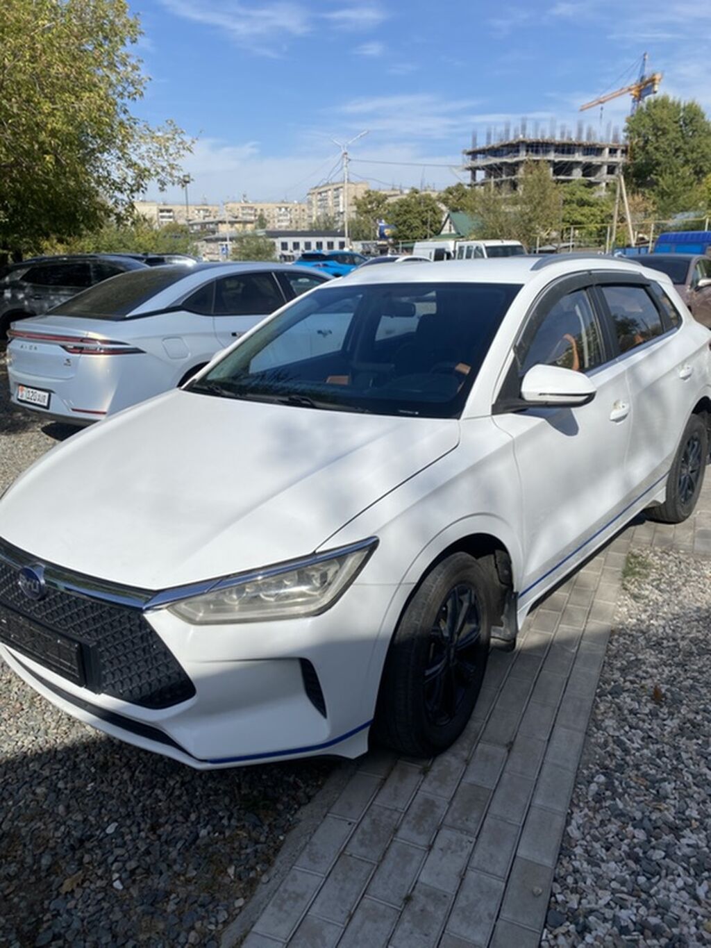 BYD E2: 2022 г., Автомат, Электромобиль, Хэтчбэк: фото 2