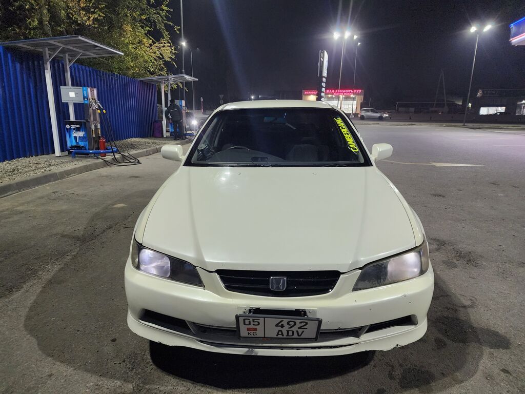 Honda Accord: 2001 г., 2 л, Автомат, Бензин, Седан: фото 4