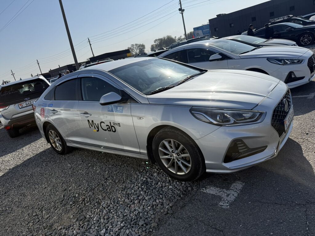 Hyundai Sonata: 2020 г., 2 л, Автомат, Бензин, Седан: фото 2