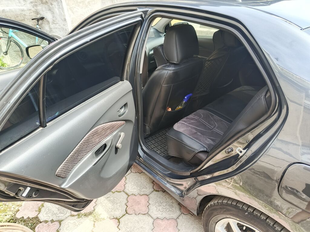 Toyota Belta: 2007 г., 1.6 л, Автомат, Бензин, Седан: фото 7