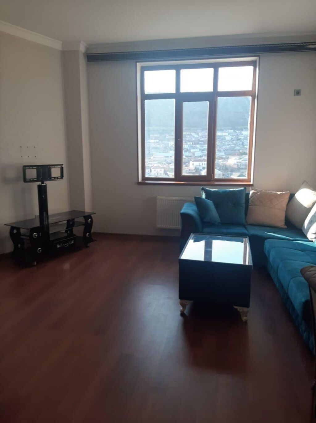 2 otaqlı, Yeni tikili, 71 kv. m