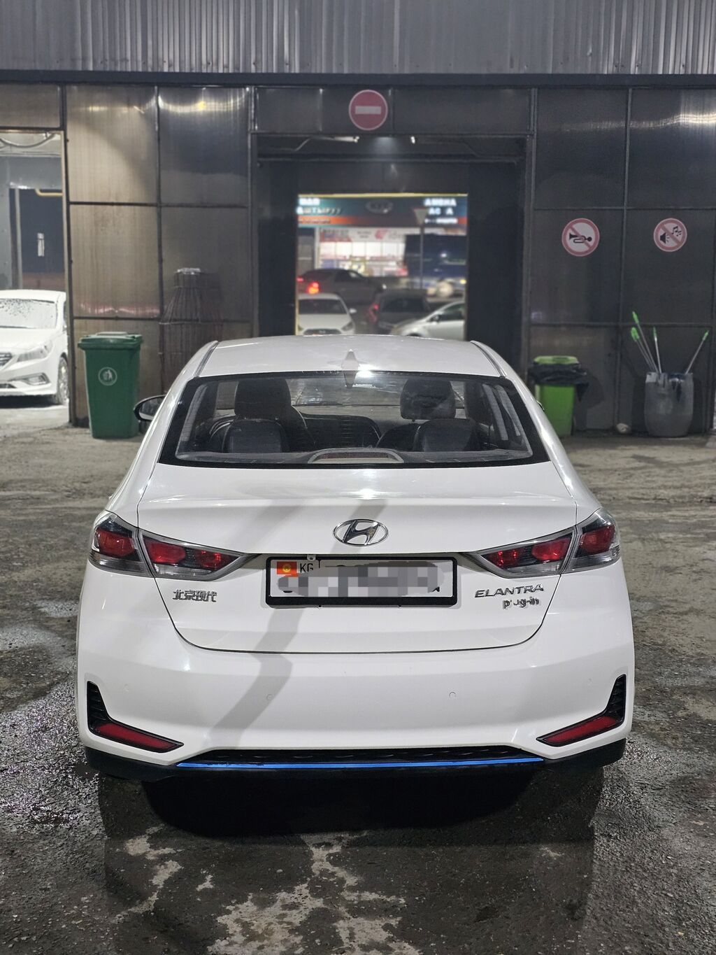 Hyundai Elantra: 2020 г., 1.6 л, Автомат, Гибрид, Седан: фото 4