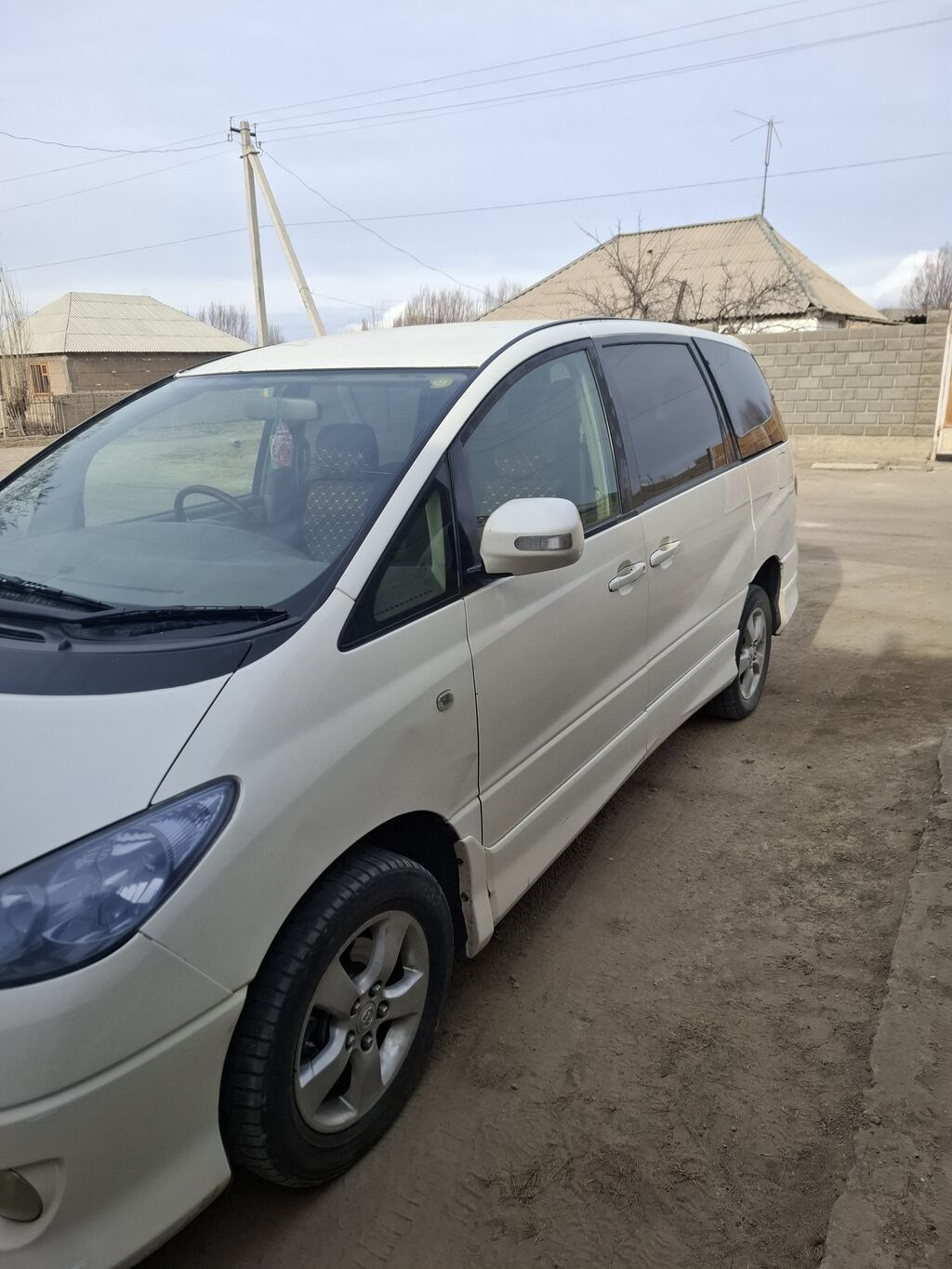 Toyota Estima: 2004 г., 2.4 л, Автомат, Газ, Минивэн: фото 4