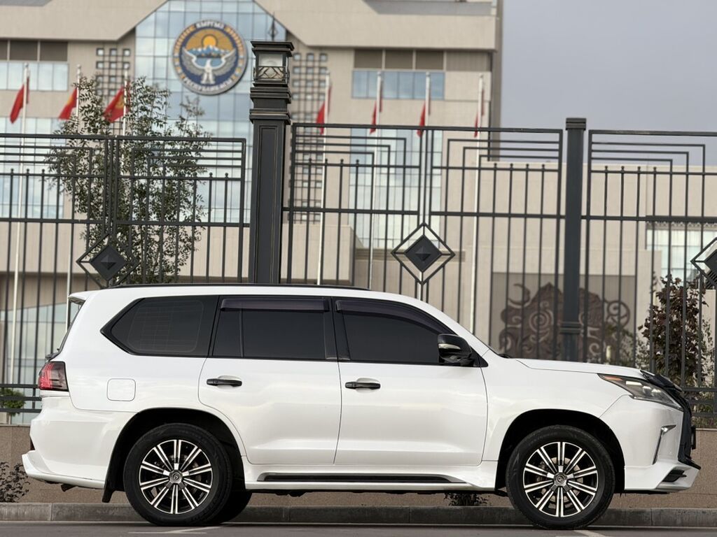 Lexus LX: 2008 г., 5.7 л, Автомат, Бензин, Внедорожник: фото 5