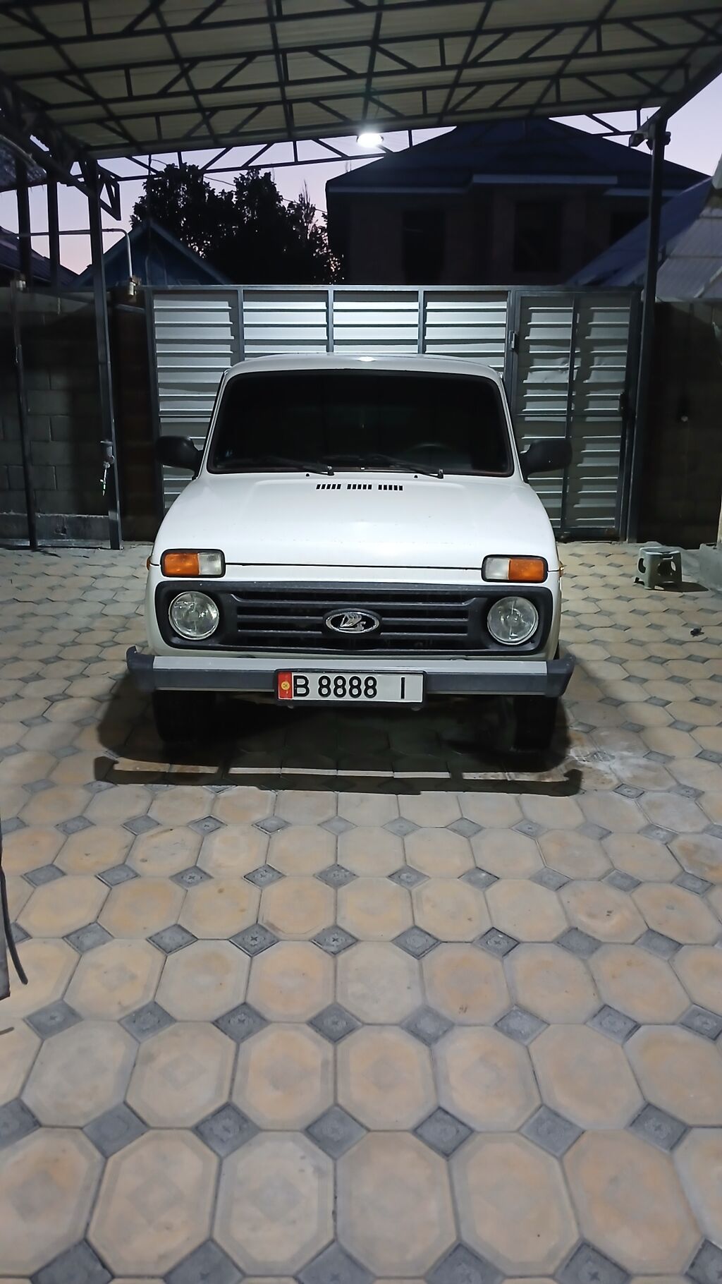 ВАЗ (ЛАДА) 4x4 Нива: 2002 г., 1.7 л, Механика, Бензин, Внедорожник: фото 2