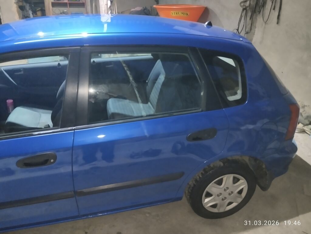 Honda Civic: 2003 г., 1.6 л, Механика, Бензин, Хэтчбэк: фото 6