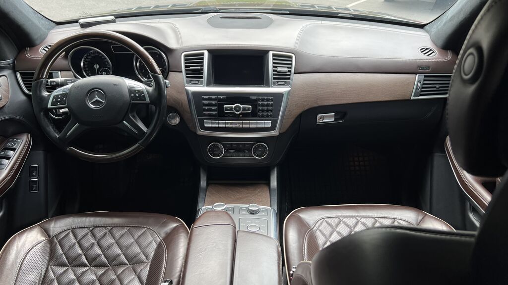 Mercedes-Benz GL-class AMG: 2013 г., 4.7 л, Автомат, Бензин, Внедорожник: фото 6