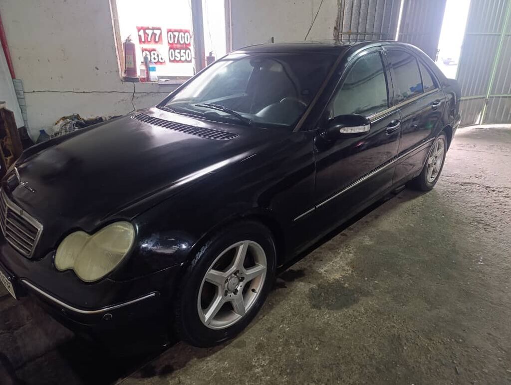 Mercedes-Benz C-Class: 2001 г., 2 л, Автомат, Бензин, Седан: фото 5