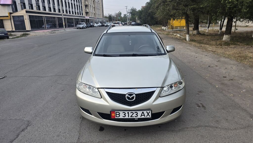 Mazda 6: 2003 г., 2 л, Автомат, Бензин, Универсал: фото 4