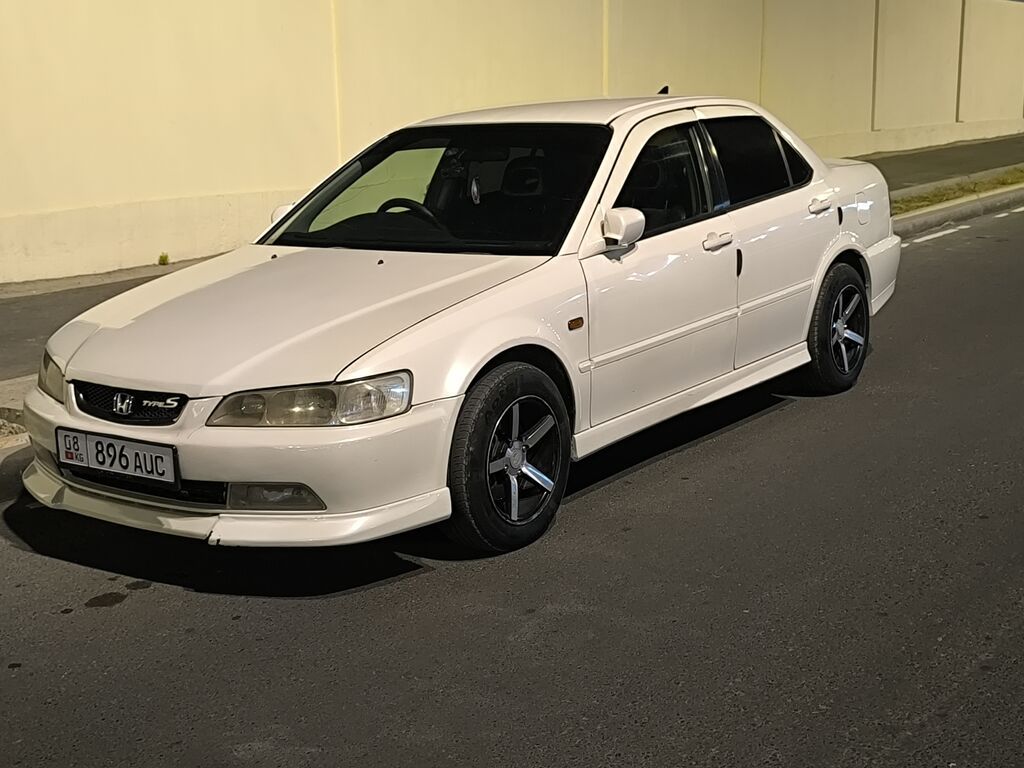 Honda Torneo: 2002 г., 2 л, Автомат, Газ, Седан: фото 1
