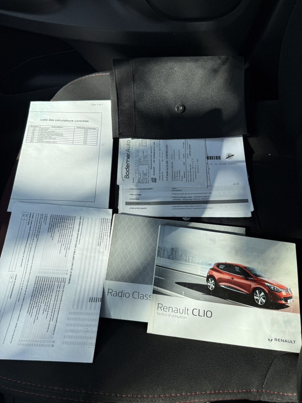 Renault Clio: 2017 г., 1.5 л, Механика, Дизель, Хэтчбэк: фото 4