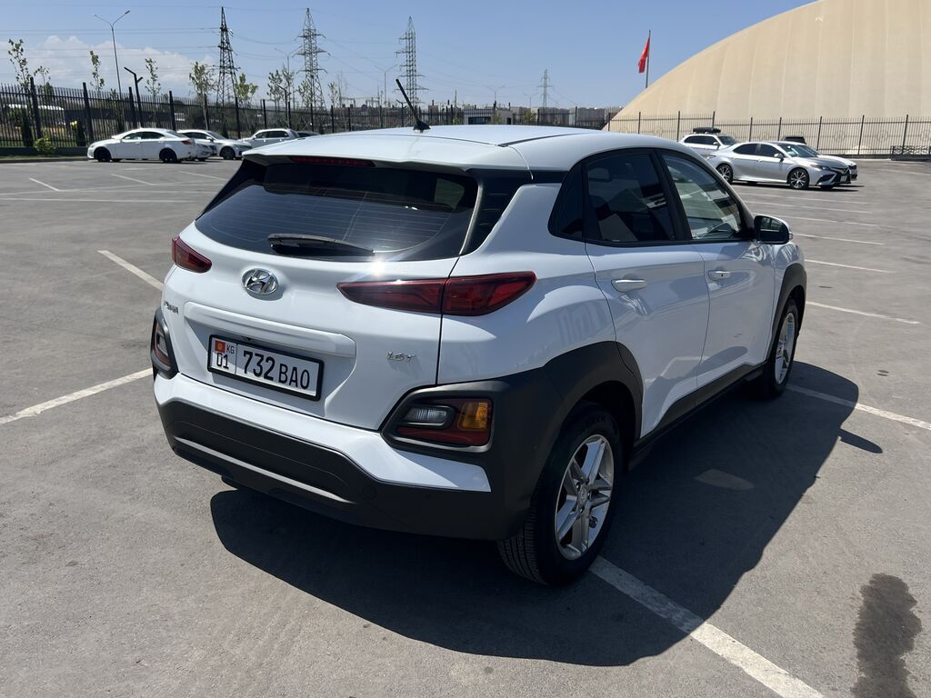 Hyundai Kona: 2018 г., 1.6 л, Автомат, Бензин, Хэтчбэк: фото 4