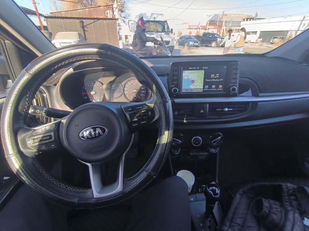 Kia Morning: 2017 г., 1 л, Автомат, Бензин, Хэтчбэк: фото 8