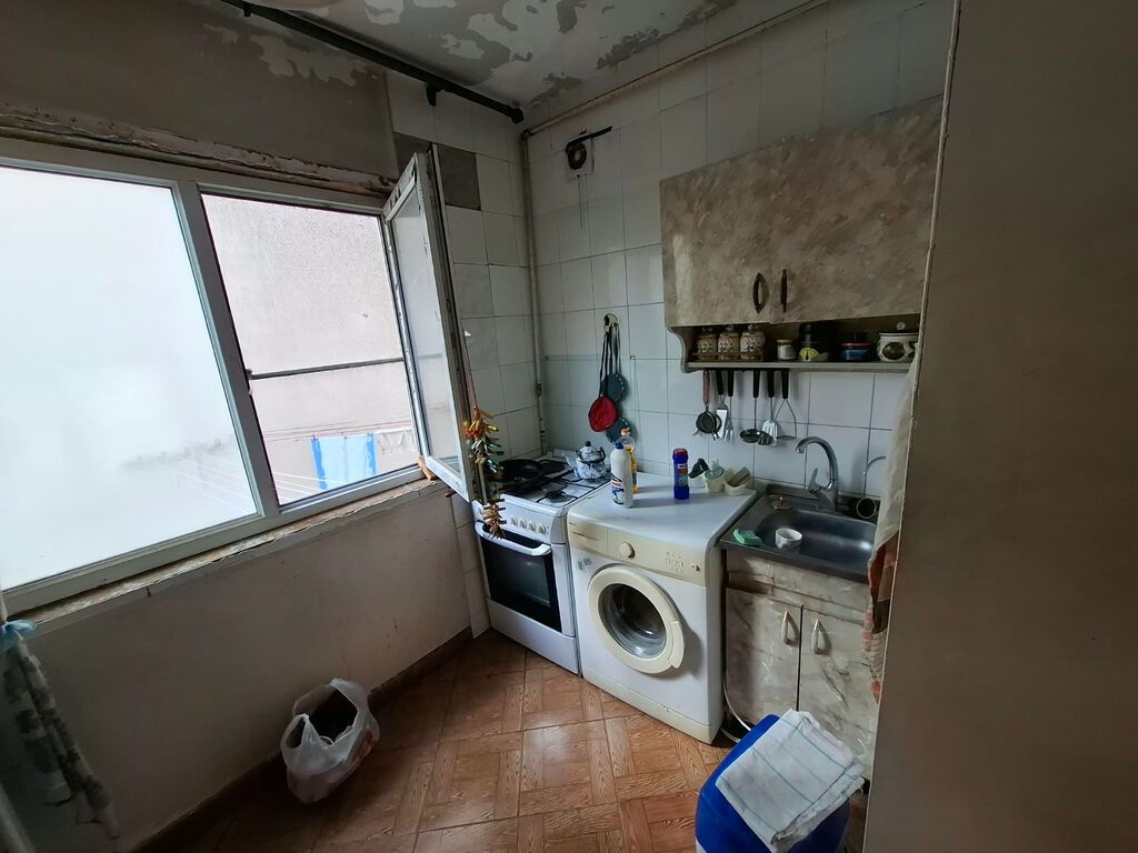 Bakı, 3 otaqlı, Köhnə tikili, 62 kv. m