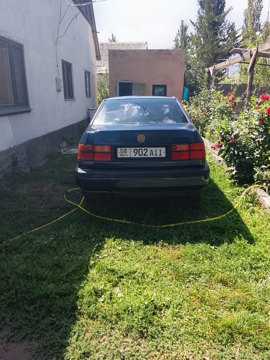 Volkswagen Vento: 1994 г., 1.8 л, Механика, Бензин, Седан: фото 2