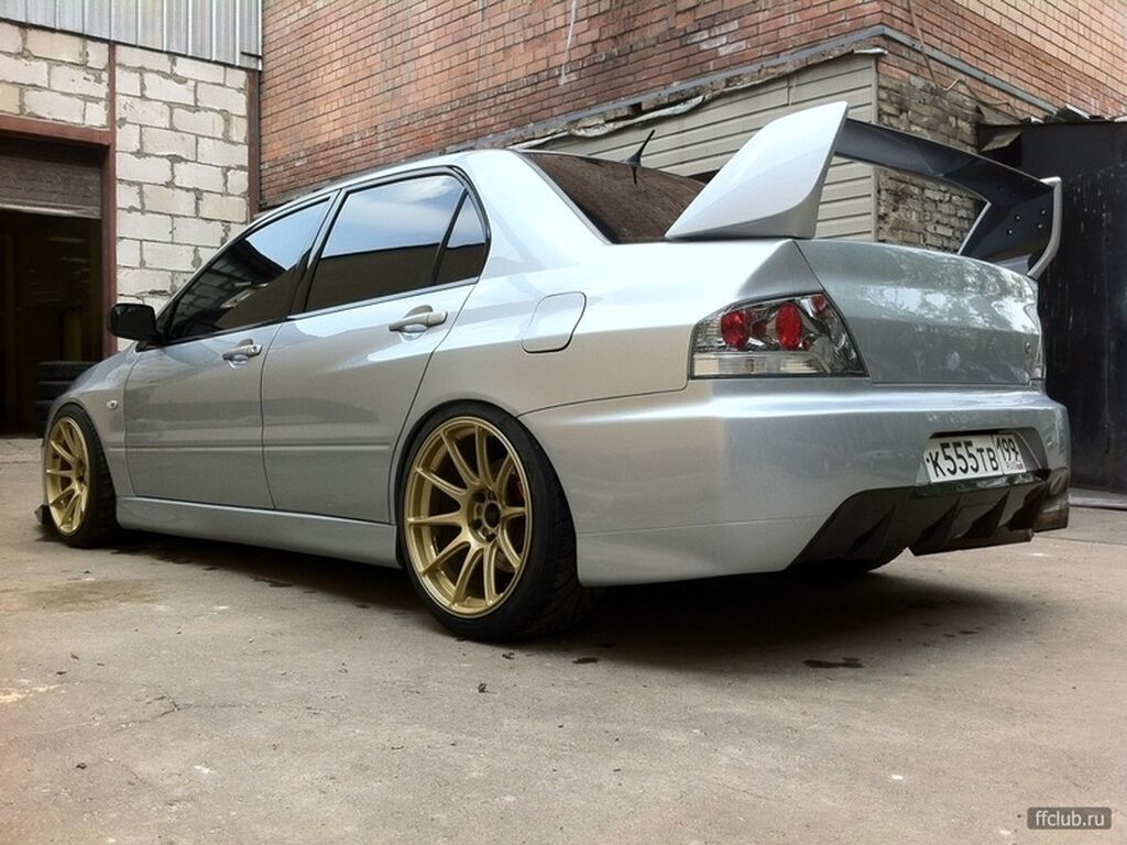 mitsubishi evo