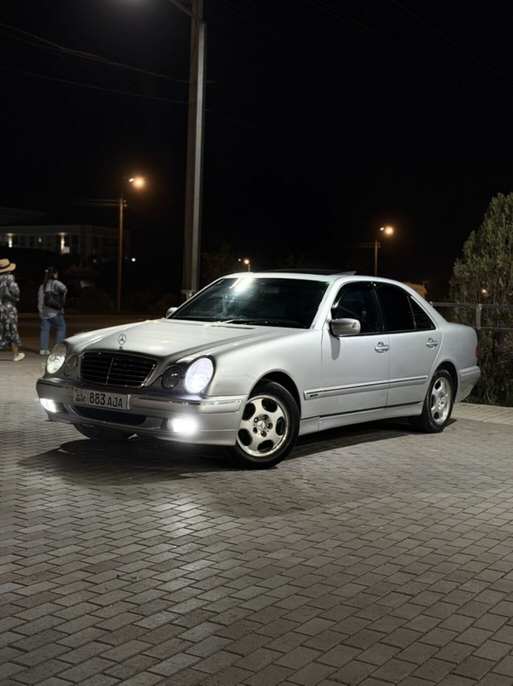 Mercedes-Benz E-Class: 2001 г., 3.2 л, Бензин, Седан: фото 8