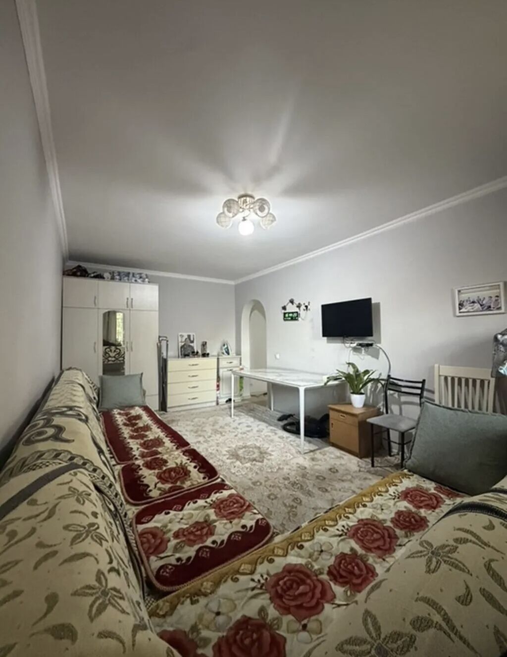 1 комната, 32 м², Хрущевка, 1 этаж, Дизайнерский ремонт: фото 2