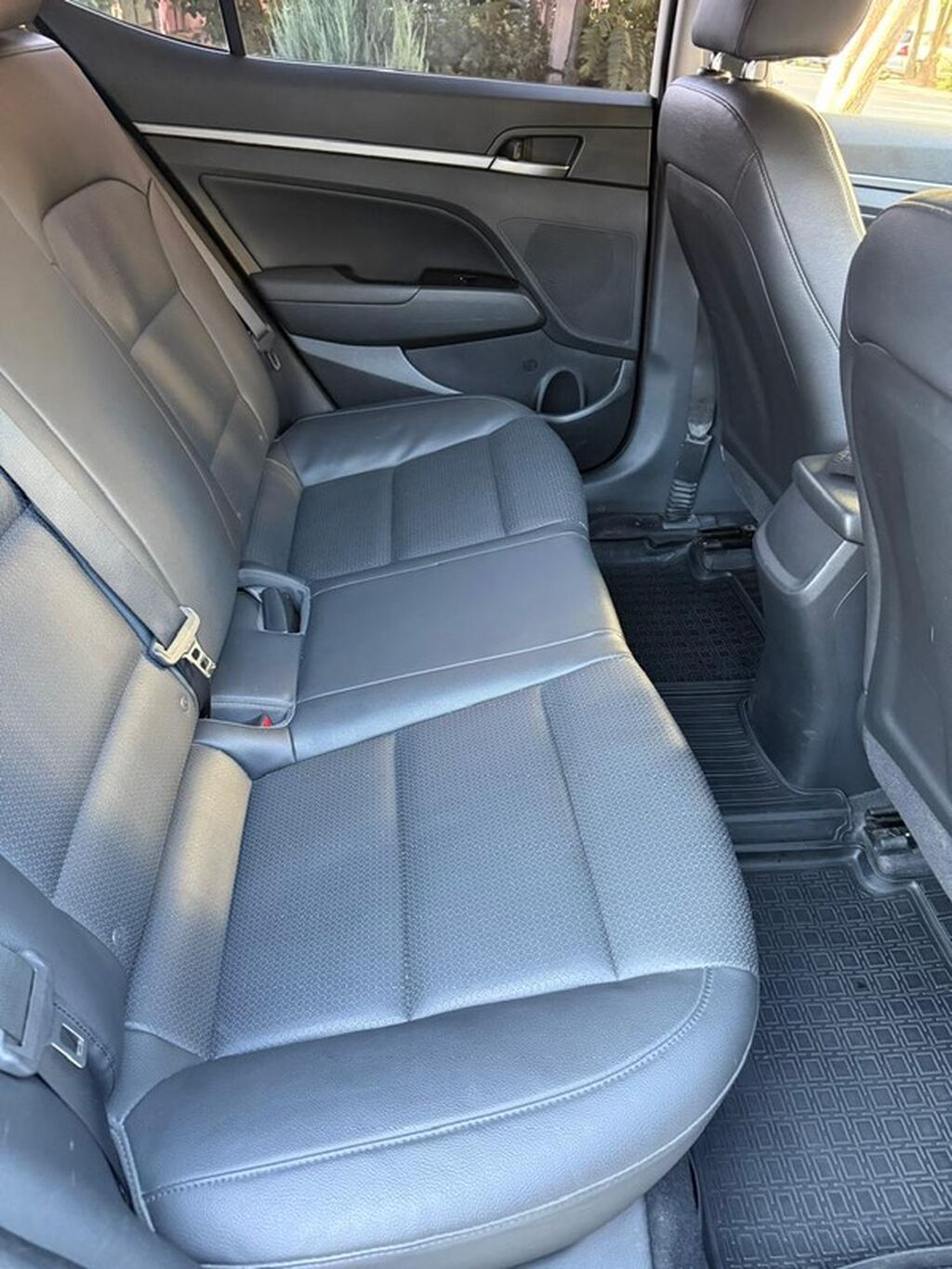 Hyundai Elantra: 2017 г., 1.6 л, Автомат, Бензин, Седан: фото 4