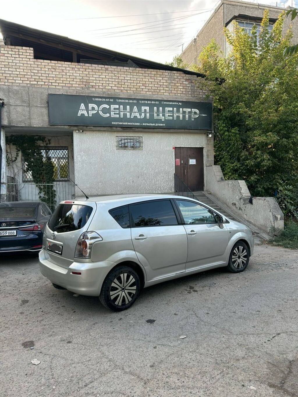 Toyota Corolla Verso: 2004 г., 1.8 л, Робот, Бензин, Хэтчбэк: фото 6