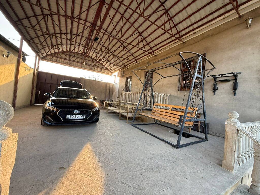 Sumqayıt, 120 kv. m, 4 otaqlı, Hovuzsuz, Kombi, Qaz, İşıq