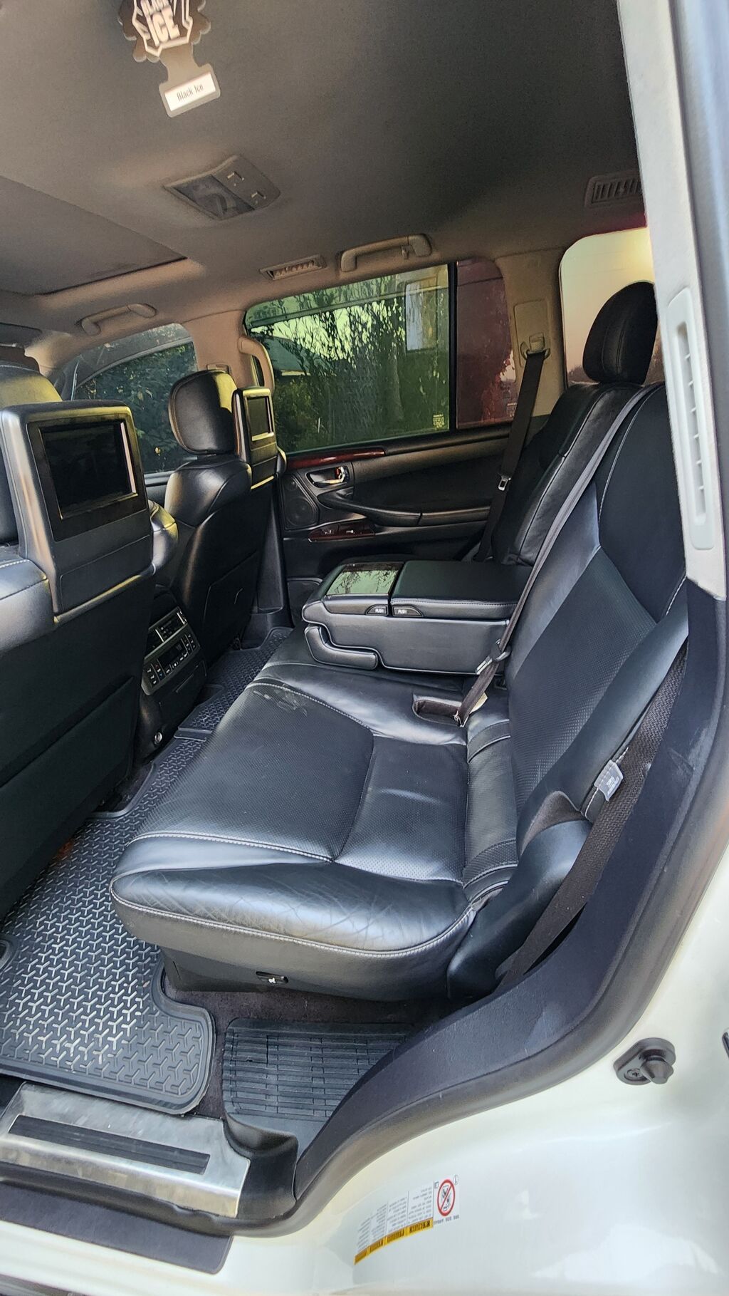 Lexus LX: 2012 г., Автомат, Внедорожник: фото 3