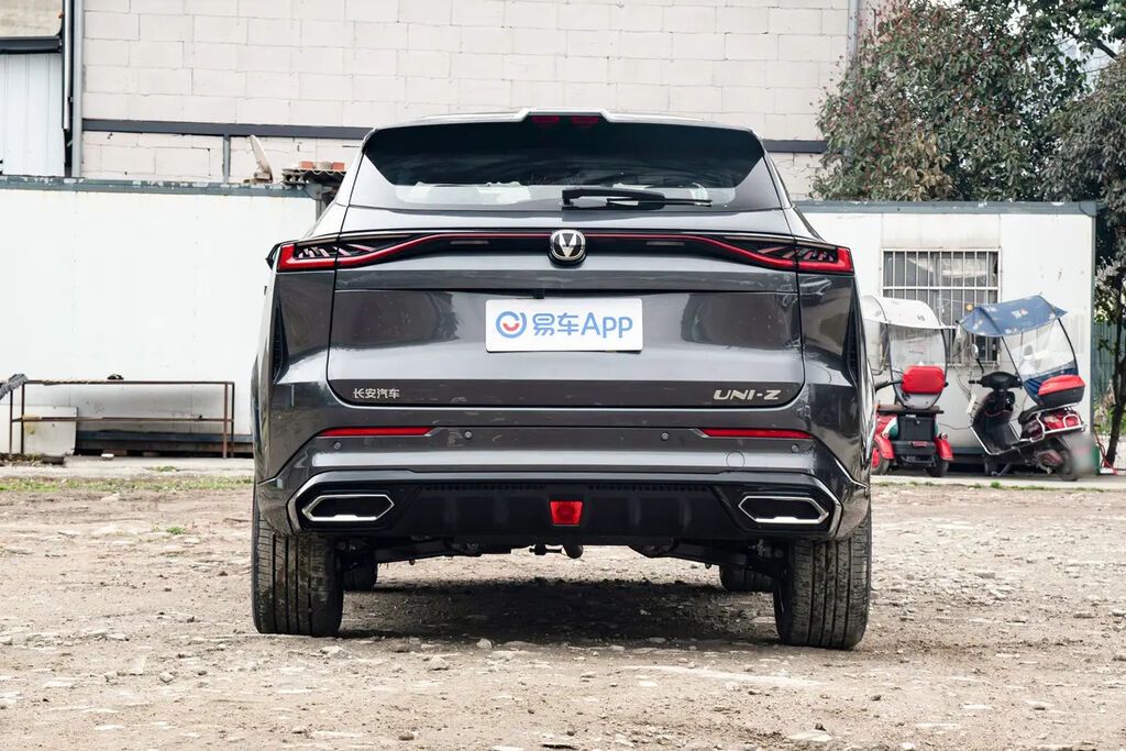 Changan Uni-Z: 2026 г., 1.5 л, Робот, Бензин, Кроссовер: фото 3