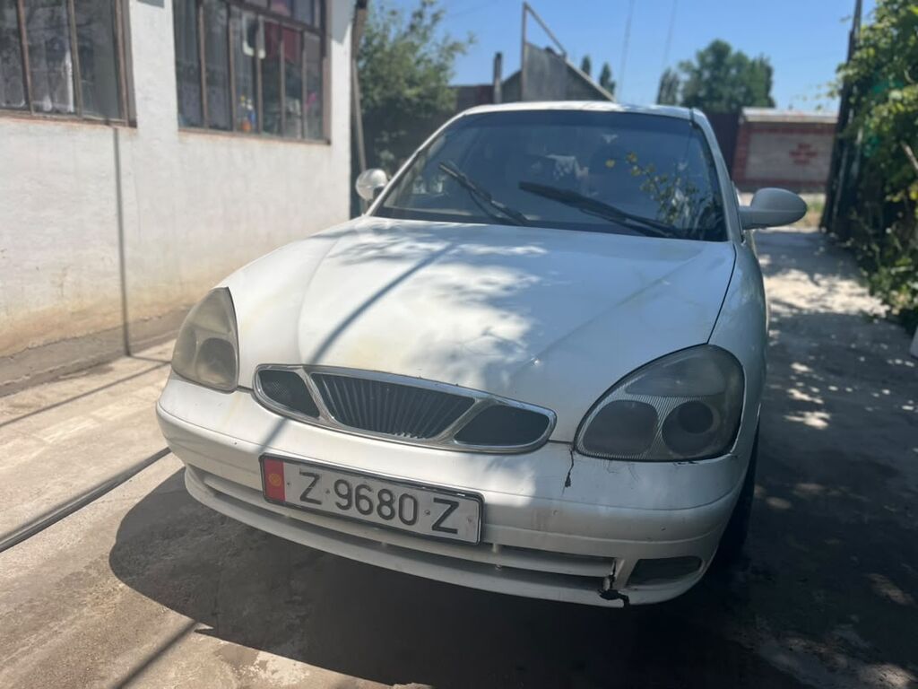Daewoo Nubira: 1999 г., 1.5 л, Механика, Бензин, Седан: фото 4
