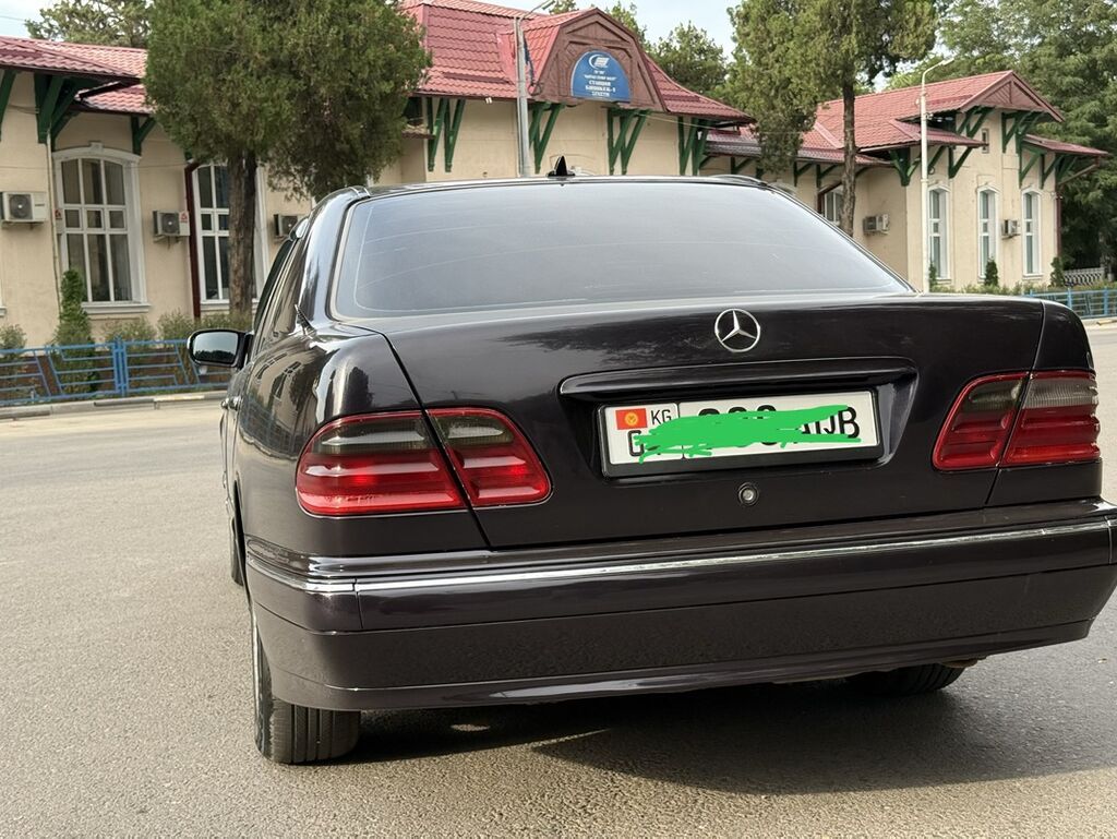 Mercedes-Benz E-Class 2001 г., 2.7 л, АКПП, дизель, седан: фото 2