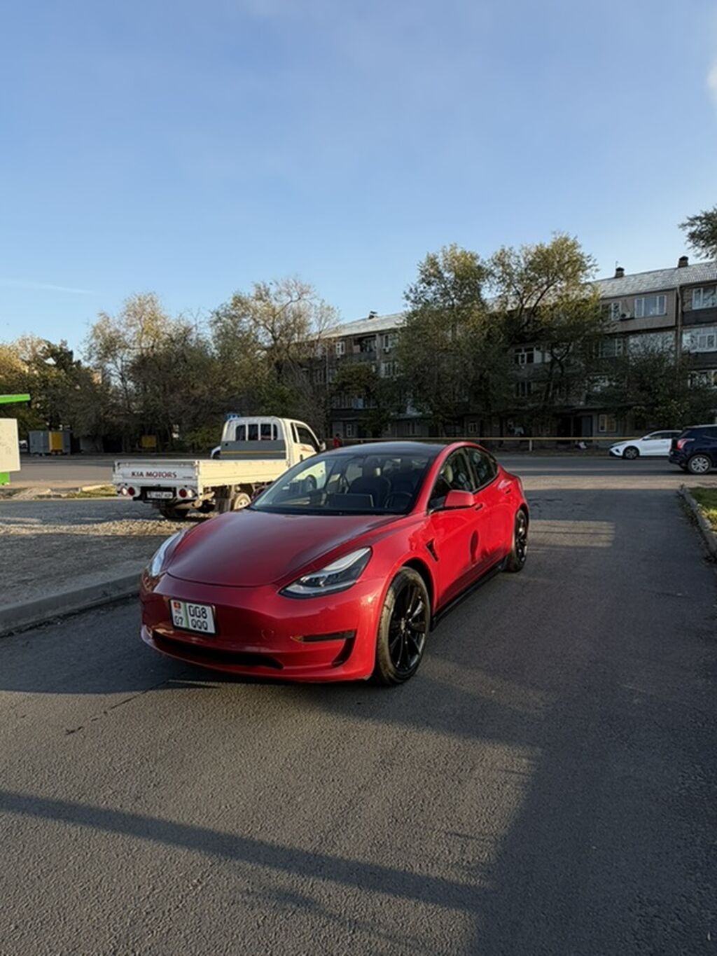 Tesla Model 3: 2022 г., Электромобиль, Седан: фото 1