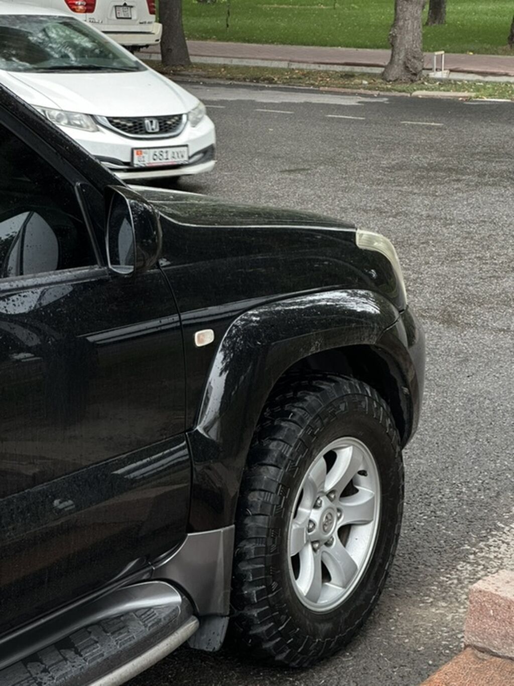Toyota Land Cruiser Prado: 2008 г., 4 л, Автомат, Газ, Внедорожник: фото 6