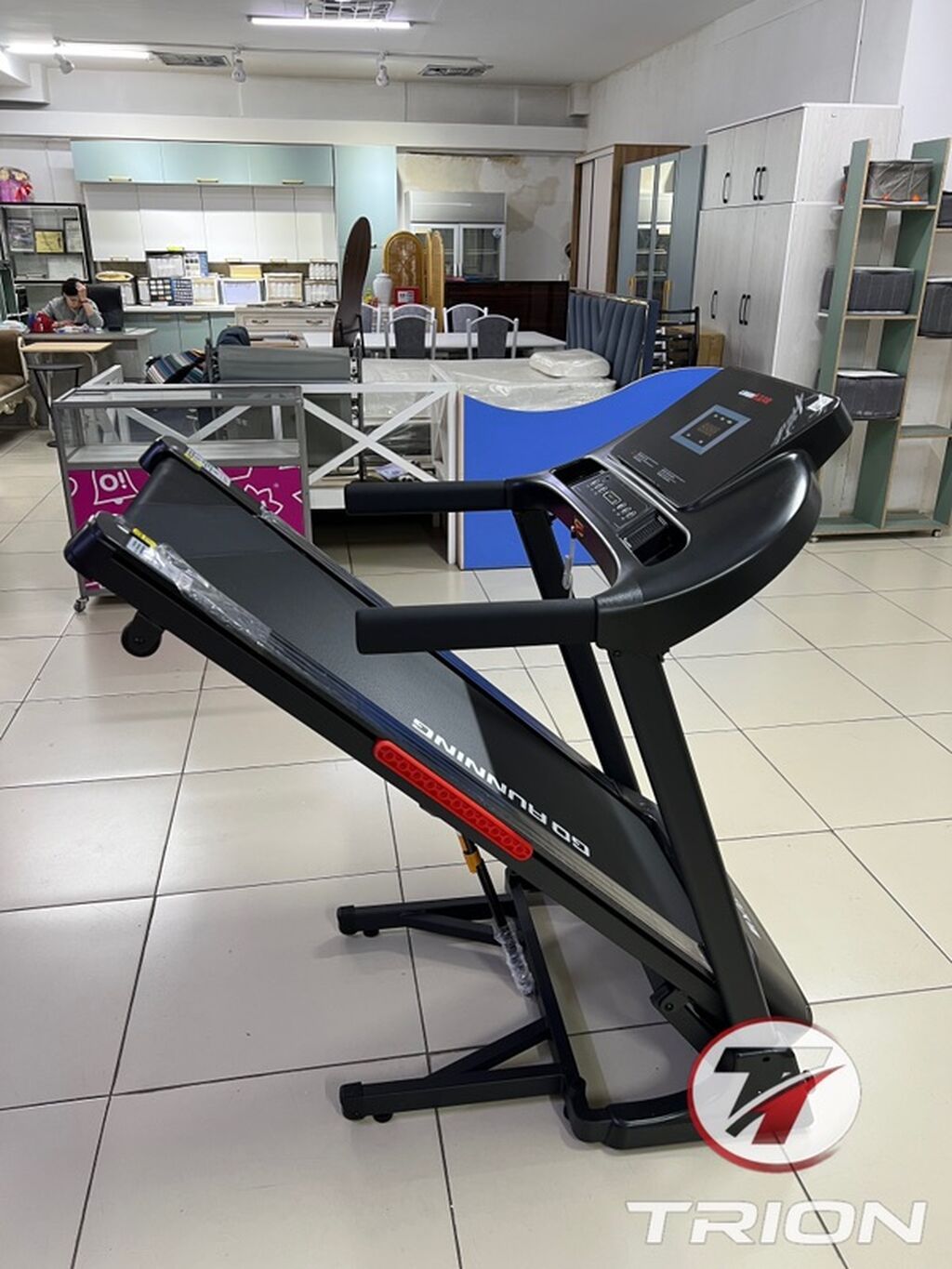 Мощная беговая дорожка для дома TRION L5000 Тип: электрическая —: фото 4