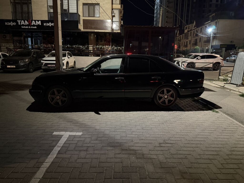 Mercedes-Benz E-Class: 2002 г., 3.2 л, Автомат, Дизель, Седан: фото 6