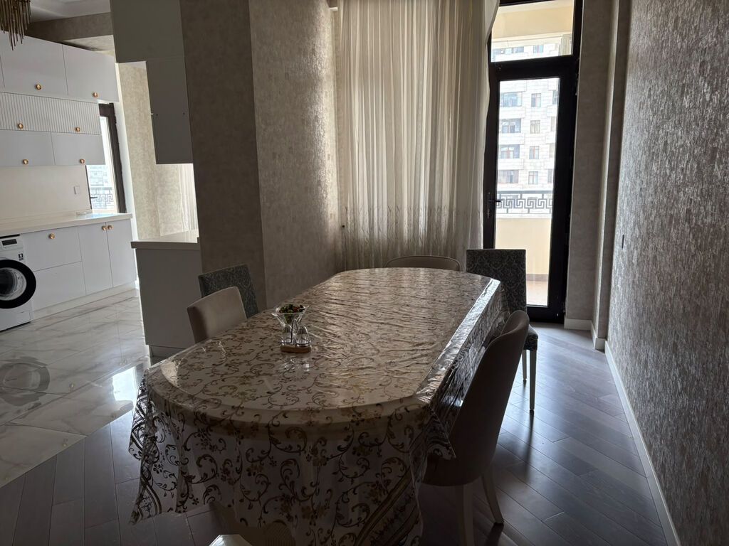 ✨ Nərimanovda, Təbriz Küçəsində "Estal MTK"-da 218 m² Lüks 5 Otaqlı