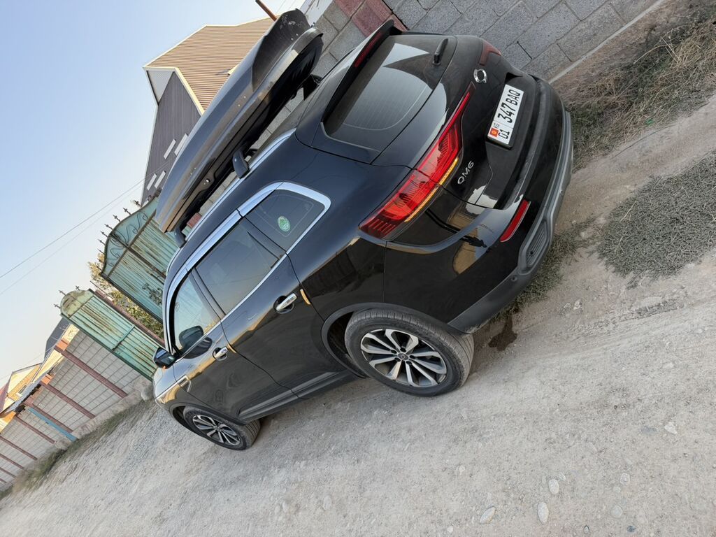 Renault QM6: 2022 г., 2 л, Автомат, Газ, Кроссовер: фото 2