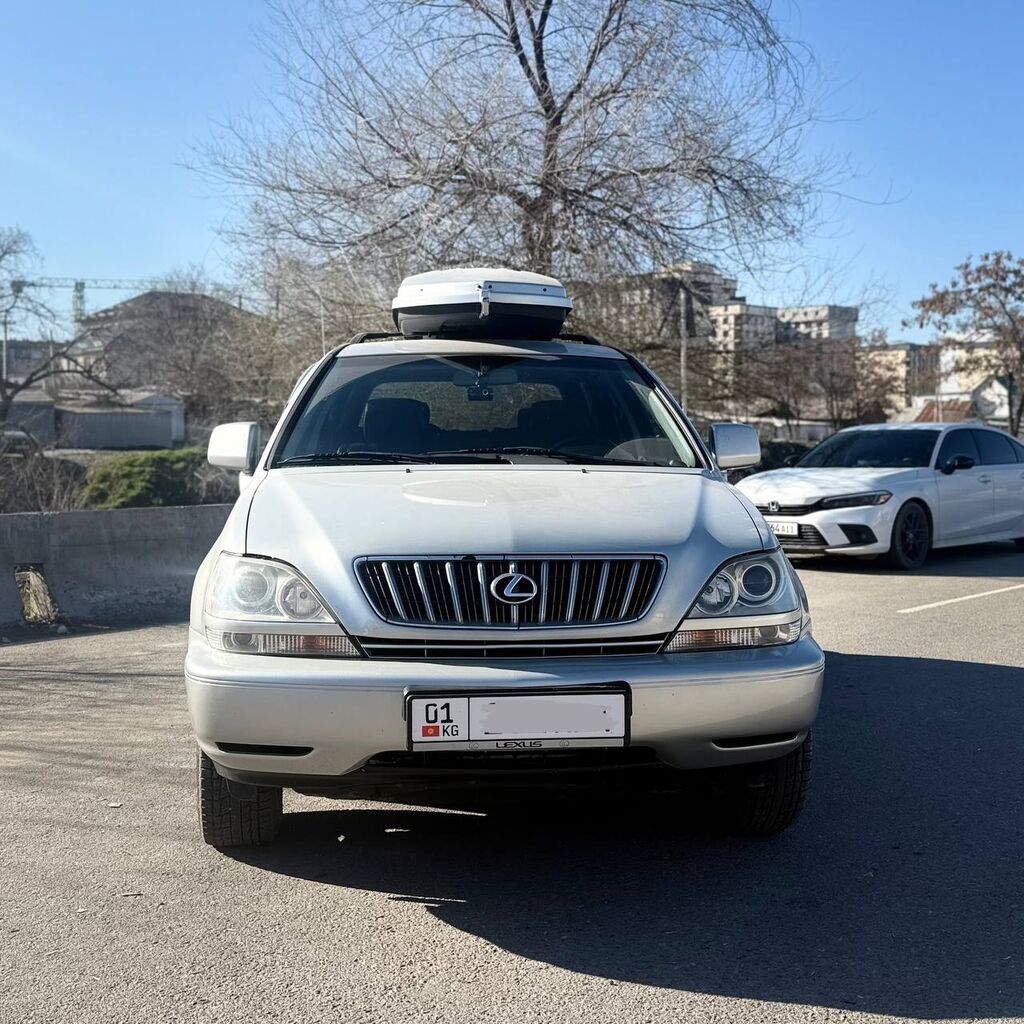 Lexus RX: 2001 г., 3 л, Автомат, Бензин, Кроссовер: фото 3